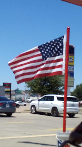 Tire Shop «Discount Tire Store - Irving, TX», reviews and photos, 3516 W Airport Fwy, Irving, TX 75062, USA