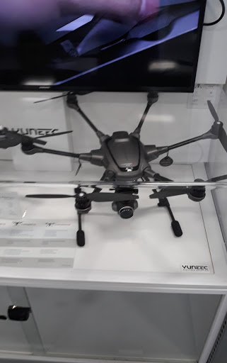 Electronics Store «Best Buy», reviews and photos, 4020 S Tamiami Trail, Sarasota, FL 34231, USA