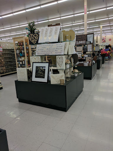 Craft Store «Hobby Lobby», reviews and photos, 2121 Kimberly Rd, Bettendorf, IA 52722, USA