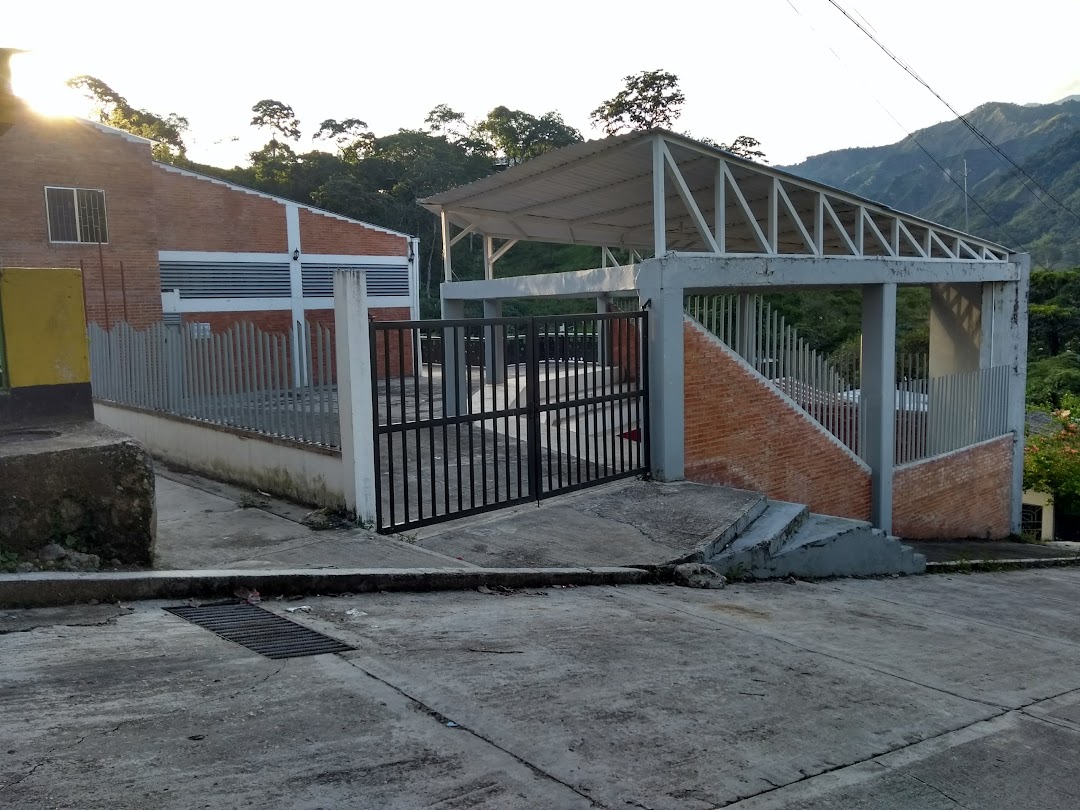 Salon Comunal Barrio Los Cambulos