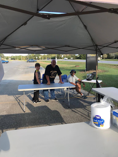 American Restaurant «Cracker Barrel Old Country Store», reviews and photos, 104 Travel Center Blvd, Dublin, GA 31021, USA