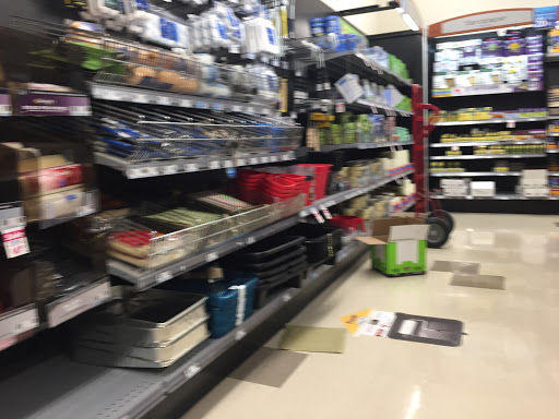 Paint Store «Sherwin-Williams Paint Store», reviews and photos, 1530 N Pacific Hwy #170, Woodburn, OR 97071, USA