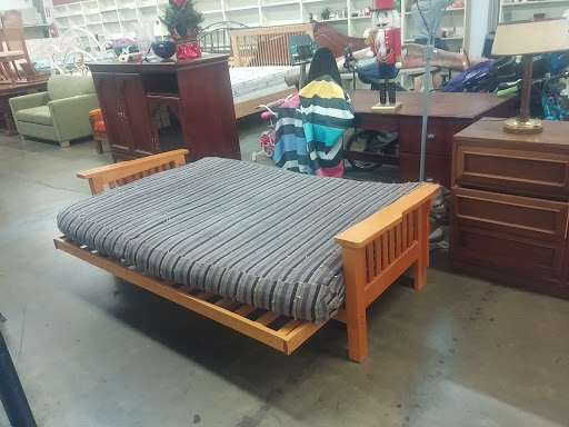 Thrift Store «Thrift Central», reviews and photos, 30200 Mission Blvd, Hayward, CA 94544, USA