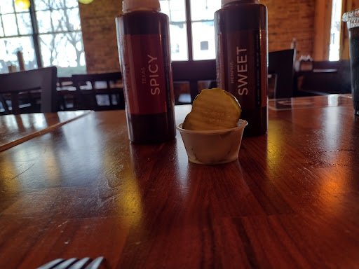 Barbecue Restaurant «Q-BBQ», reviews and photos, 124 N Marion St, Oak Park, IL 60301, USA