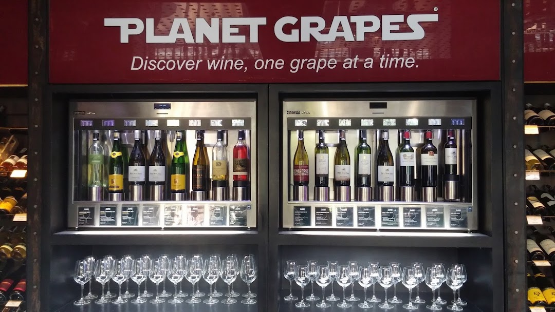 Planet Grapes Shangri-La Plaza