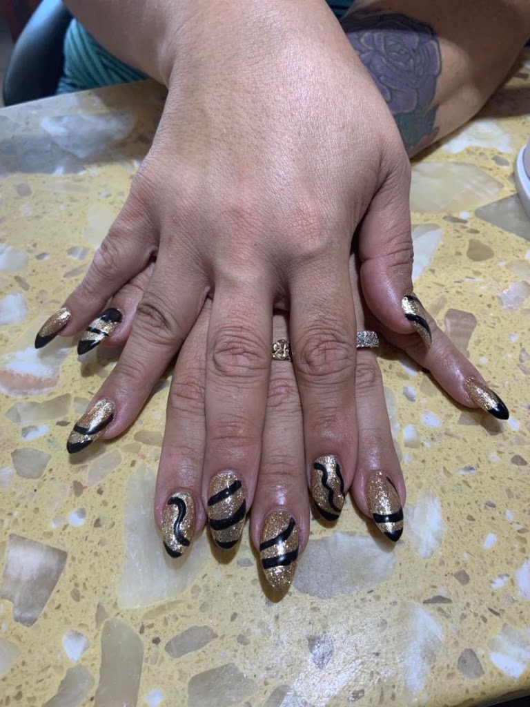 Fingers & Toes 01604