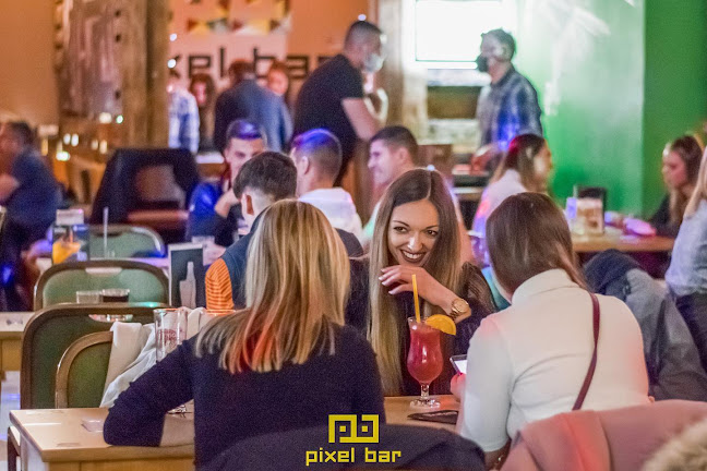 Pixel Bár és Kávézó - Kávézó