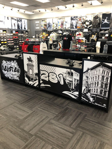 Shoe Store «Hibbett Sports», reviews and photos, 11131 Fondren Rd, Houston, TX 77096, USA