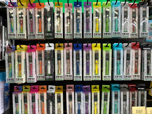 Tobacco Shop «High City Smoke Shop», reviews and photos, 8350 W Lower Buckeye Rd, Tolleson, AZ 85353, USA