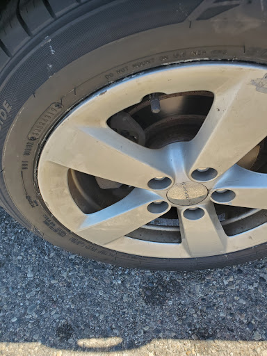 Tire Shop «Discount Tire Store - Norton Shores, MI», reviews and photos, 647 W Norton Ave, Norton Shores, MI 49441, USA