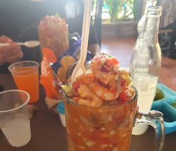 Restaurante de mariscos La Botana photo