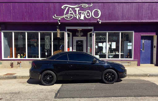 Tattoo Shop «Spirit Gallery Tattoo», reviews and photos, 207 Bank St, New London, CT 06320, USA