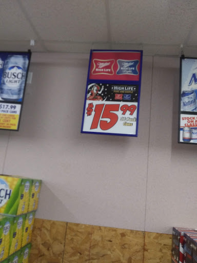 Beer Store «Family Beer & Liquor Store», reviews and photos, 20200 US Rte 20 Frontage Rd, East Dubuque, IL 61025, USA