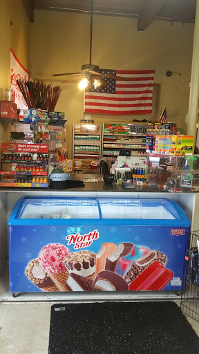 Convenience Store «C C MART», reviews and photos, 471 High St, Wakefield, RI 02879, USA