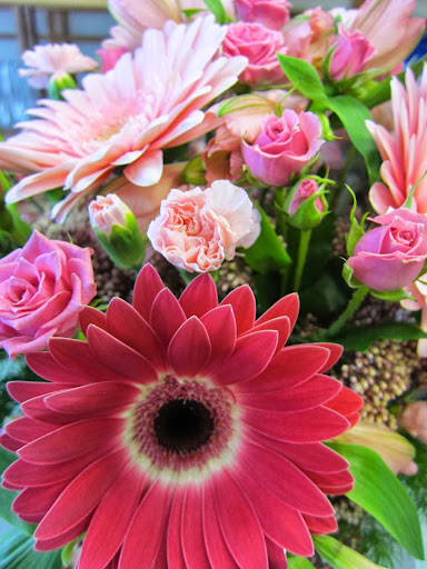 Florist «Village Flowers», reviews and photos, 28500 Miles Rd, Solon, OH 44139, USA