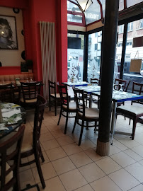 Atmosphère du Restaurant italien CHEZ TONINO. à Charenton-le-Pont - n°11