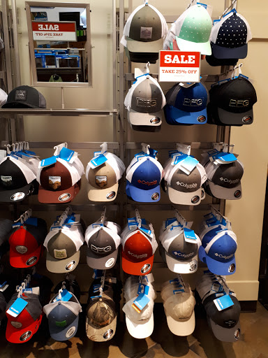 Sportswear Store «Columbia Sportswear», reviews and photos, 911 SW Broadway, Portland, OR 97205, USA