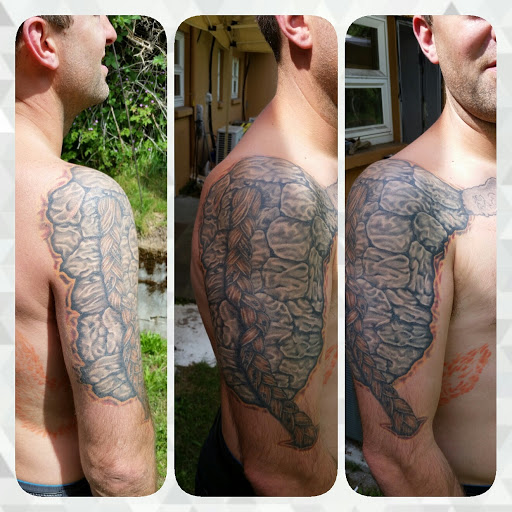 Tattoo Shop «Moselys Tattoo», reviews and photos, 18018 1st Avenue South, Burien, WA 98148, USA