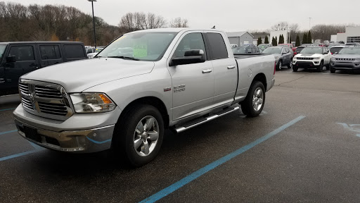 Chrysler Dealer «Henkel Chrysler Jeep Dodge», reviews and photos, 1275 W Dickman Rd, Springfield, MI 49037, USA