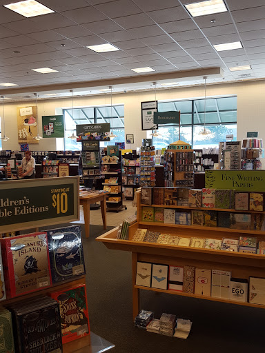 Book Store «Barnes & Noble», reviews and photos, 631 E Boughton Rd, Bolingbrook, IL 60440, USA