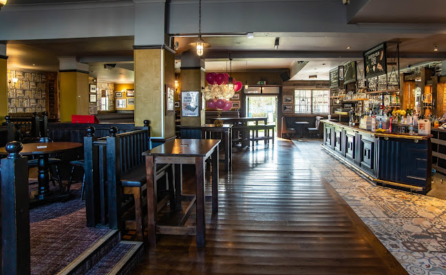 Charlestown pub and function room - Manchester