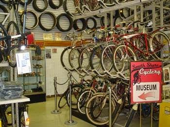 Bicycle Store «South Shore Cyclery», reviews and photos, 4758 S Packard Ave, Cudahy, WI 53110, USA