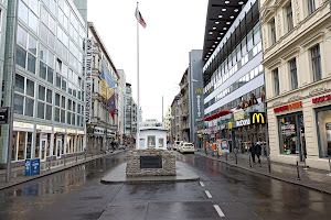 Checkpoint Charlie image
