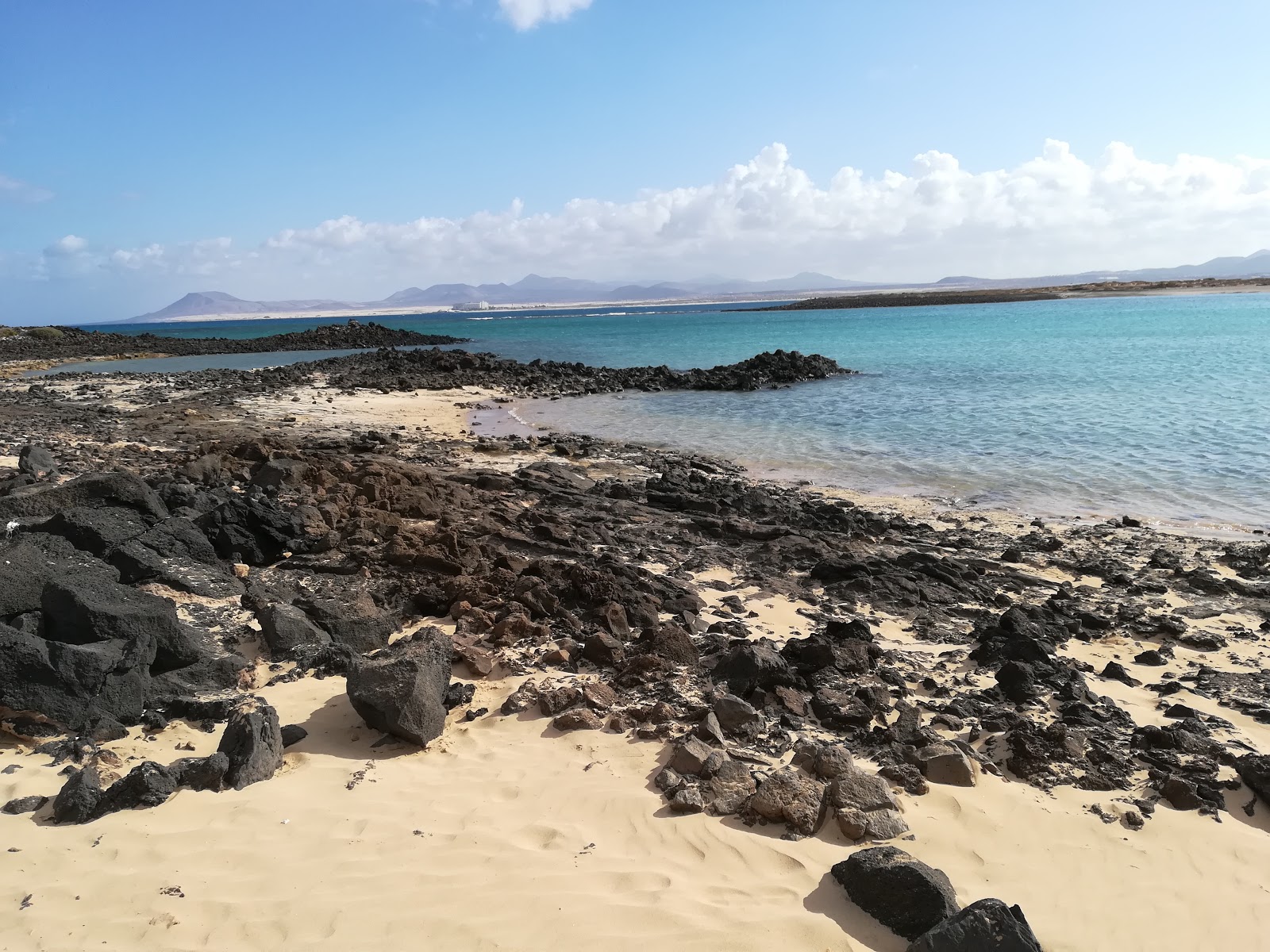 Foto de Puertito Isla De Lobos localizado em área natural