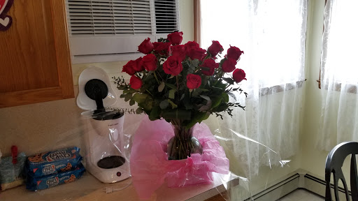 Flower Delivery «Phil-Amy Florist», reviews and photos, 704 Dogwood Ave, Franklin Square, NY 11010, USA