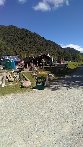 Reviews of Trappers Rest (Westland Wilderness Sanctuary ) in Greymouth - Coffee shop