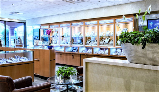 Jewelry Store «T-Bird Jewels Jewelry Store», reviews and photos, 1990 Village Center Cir, Las Vegas, NV 89134, USA