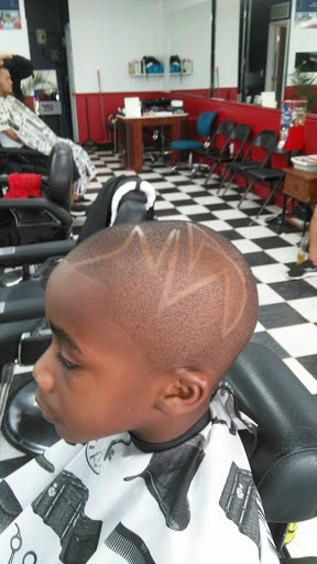 Barber Shop «Bueno Barbershop», reviews and photos, 463 NE 167th St, North Miami Beach, FL 33162, USA