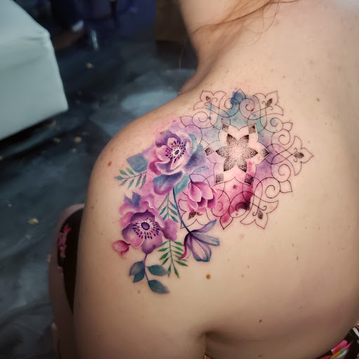 Explore charlie brown tattoo ideas, creative tattoo ideas in Miami, available at Glitterpoop Studios