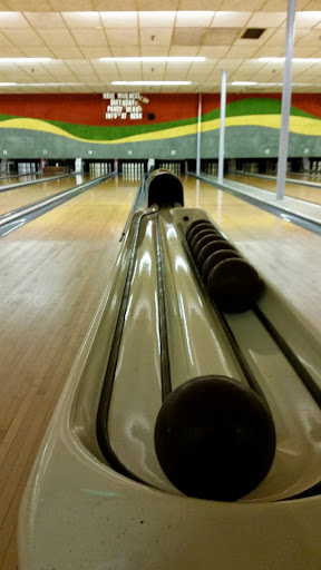 Bowling Alley «Lanes & Games», reviews and photos, 195 Concord Turnpike, Cambridge, MA 02140, USA