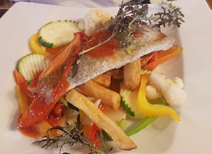 Photo n°13 de Mariés, 2 Chats est devenu Le Rest'O du Château à Montélimar ()