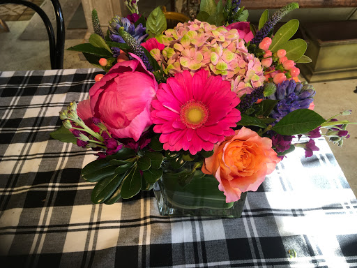 Florist «Annabel Green Flowers», reviews and photos, 28 Cannon Rd, Wilton, CT 06897, USA