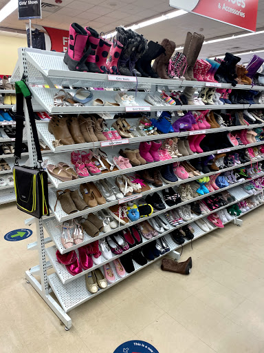 Thrift Store «Savers», reviews and photos