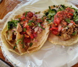 Tortas y carnitas \