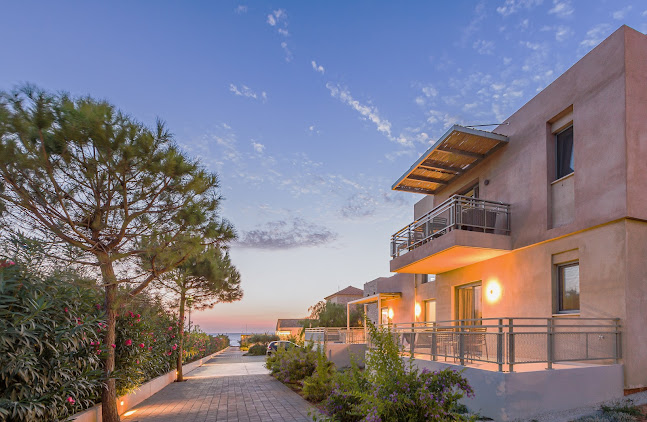 Callisto Seaside Homes & Suites