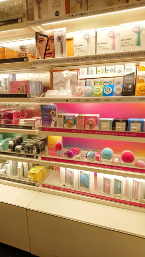 Cosmetics Store «SEPHORA», reviews and photos, 616 Southcenter Mall, Tukwila, WA 98188, USA