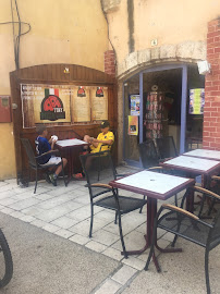 Atmosphère du Pizzeria TONY PIZZA NAPOLI à Riez - n°2