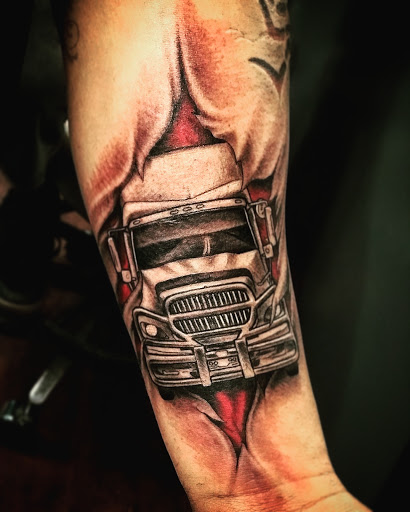 Explore the shining tattoo ideas, creative tattoo ideas in Pleasanton, available at Better Days Tattoo & Body Piercing