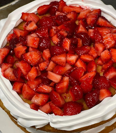 Cupcake Shop «Smallcakes: A Cupcakery of Naperville», reviews and photos, 115 E Ogden Ave #119, Naperville, IL 60563, USA