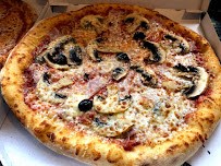 Plats et boissons du Pizzeria Délices de Capoue ( U Querciolu ) à Casamaccioli - n°7