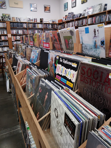 Book Store «Half Price Books», reviews and photos, 711 N Hwy 67, Cedar Hill, TX 75104, USA