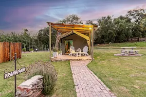 Schoemanshoek Glamping image