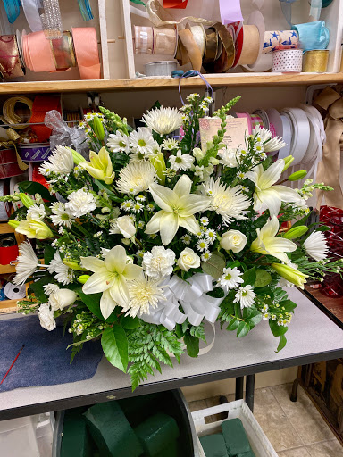 Florist «The Finishing Touch Florist», reviews and photos, 215 Kings Hwy #101, Fredericksburg, VA 22405, USA