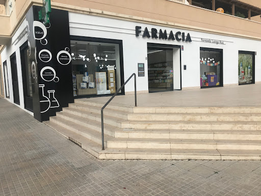 Fernando Luengo Ruiz - Farmacia - Avenida Cortes Valencianas.            6