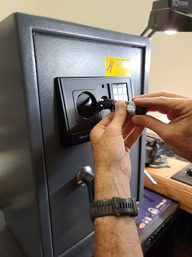 Locksmith «Pennington Locksmith Company», reviews and photos, 235 E Warner Rd #103, Gilbert, AZ 85296, USA