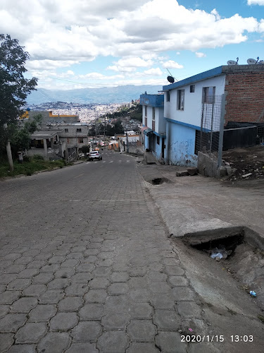 Opiniones de Iglesia Santa María De Cotocollao en Quito - Iglesia